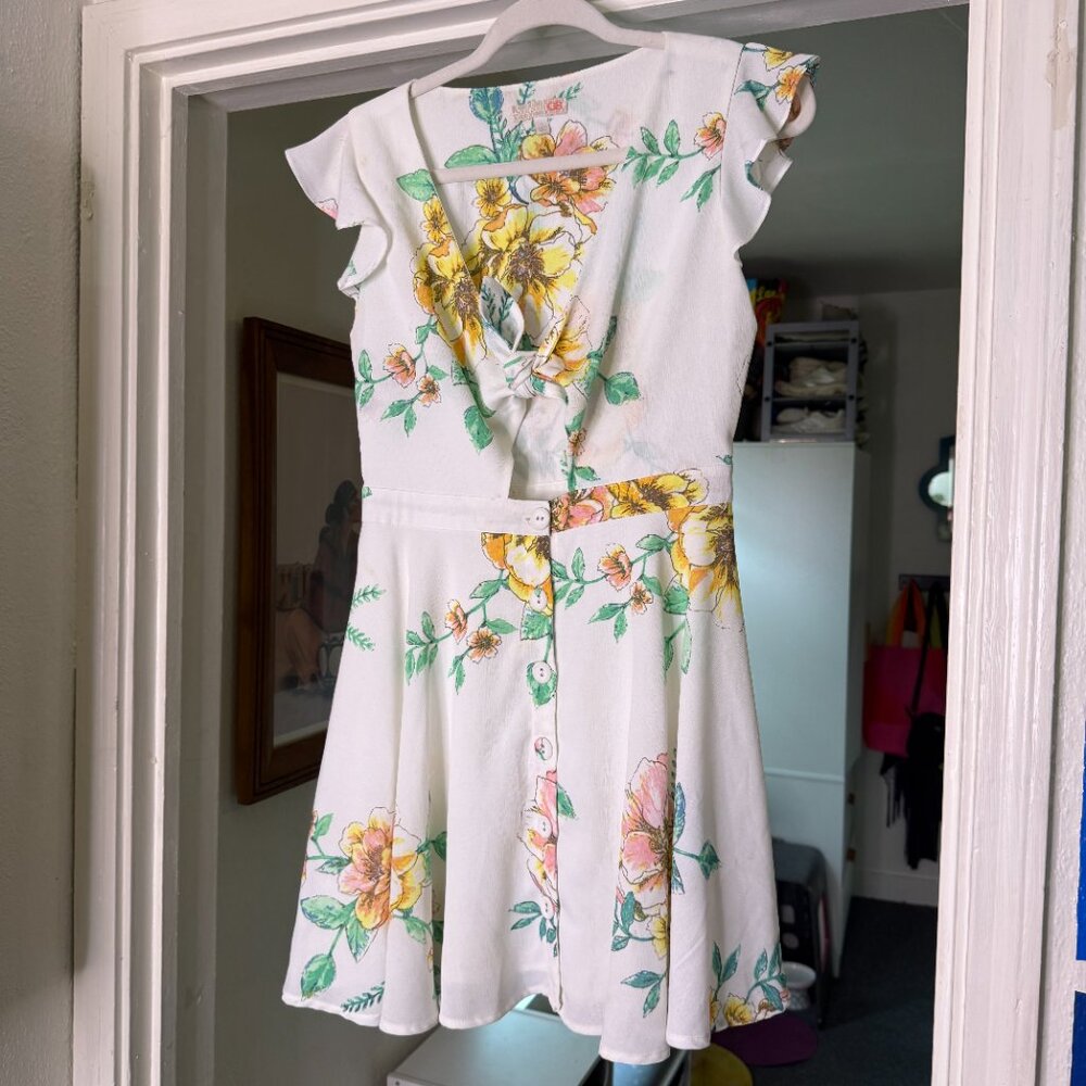 Spring A-Line Dress with cut out